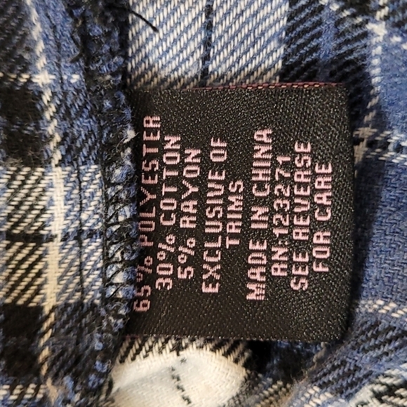 Blue plaid soft flannel tunic length long sleeve button front shirt - Picture 6 of 8